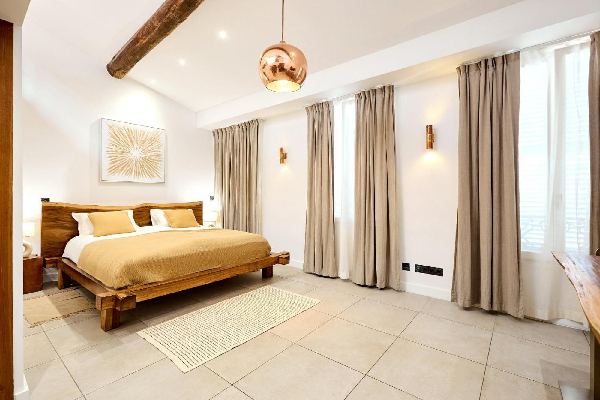 Apartment Alma *